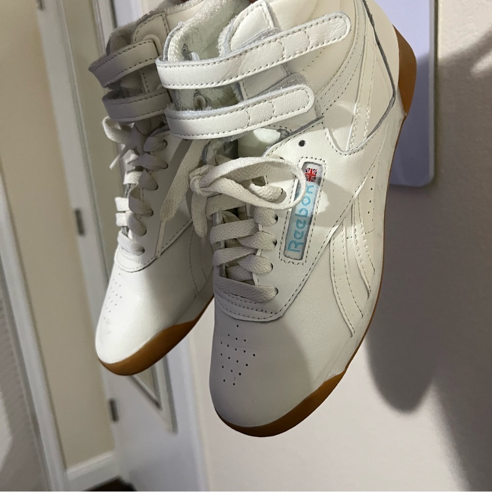 VINTAGE reebok high tops